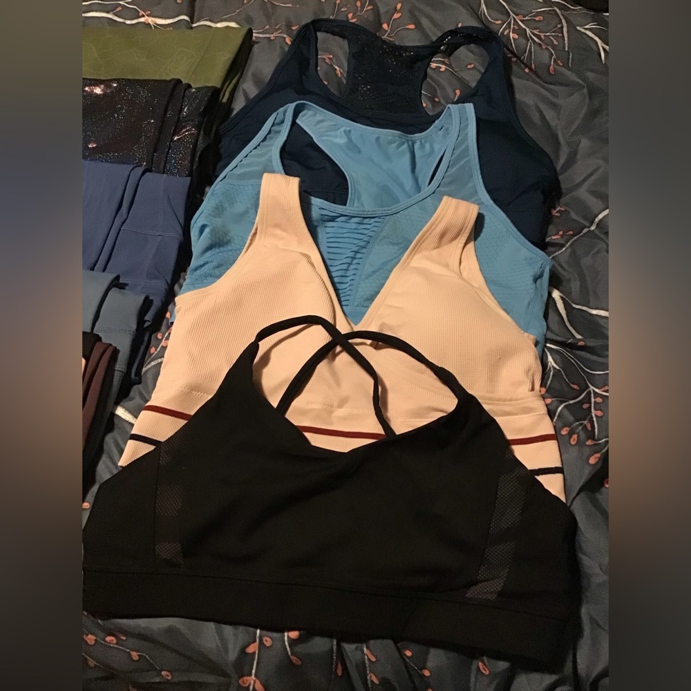 🔥EUC LOT OF 4  XL-XXL(42D) ZYIA SPORTS BRAS🔥